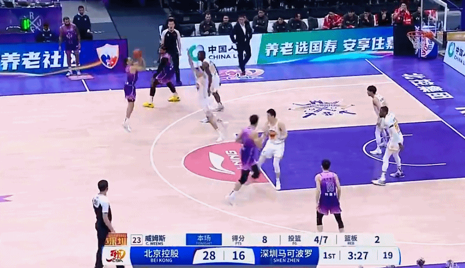 😍这也太准了！北控首节22投14中，以40-23领先深圳